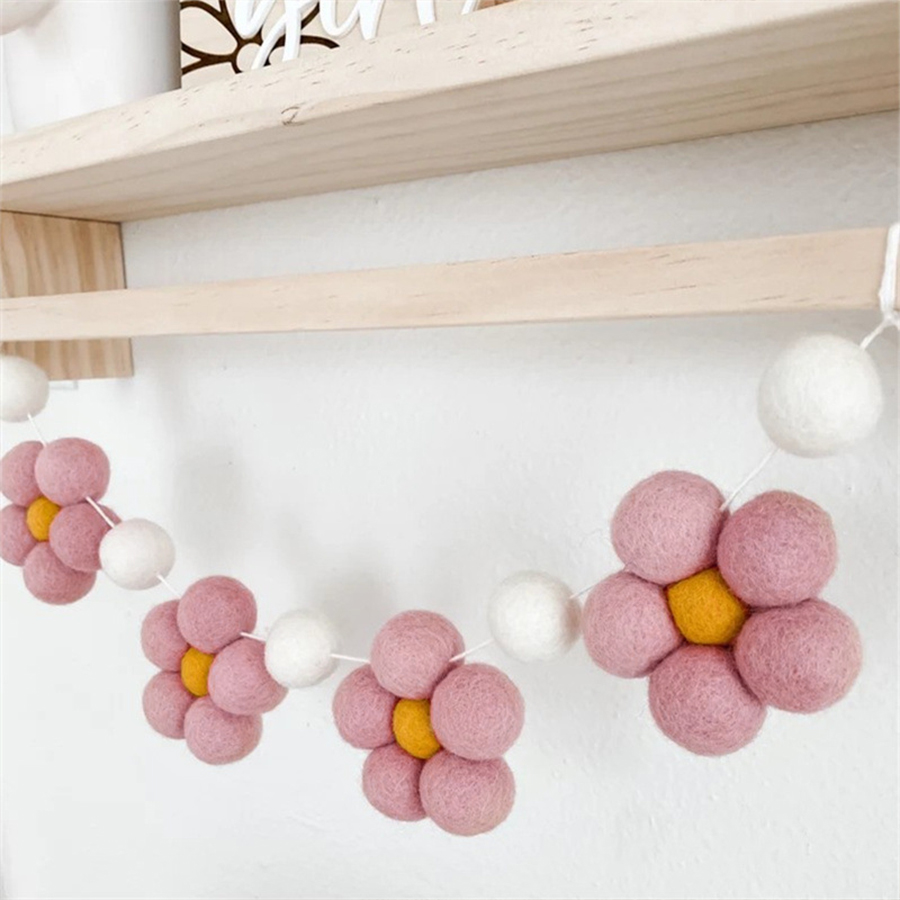 Handmade Felt Daisy Garland Bo - огляд і ціна Baby Nursery Decor Girl