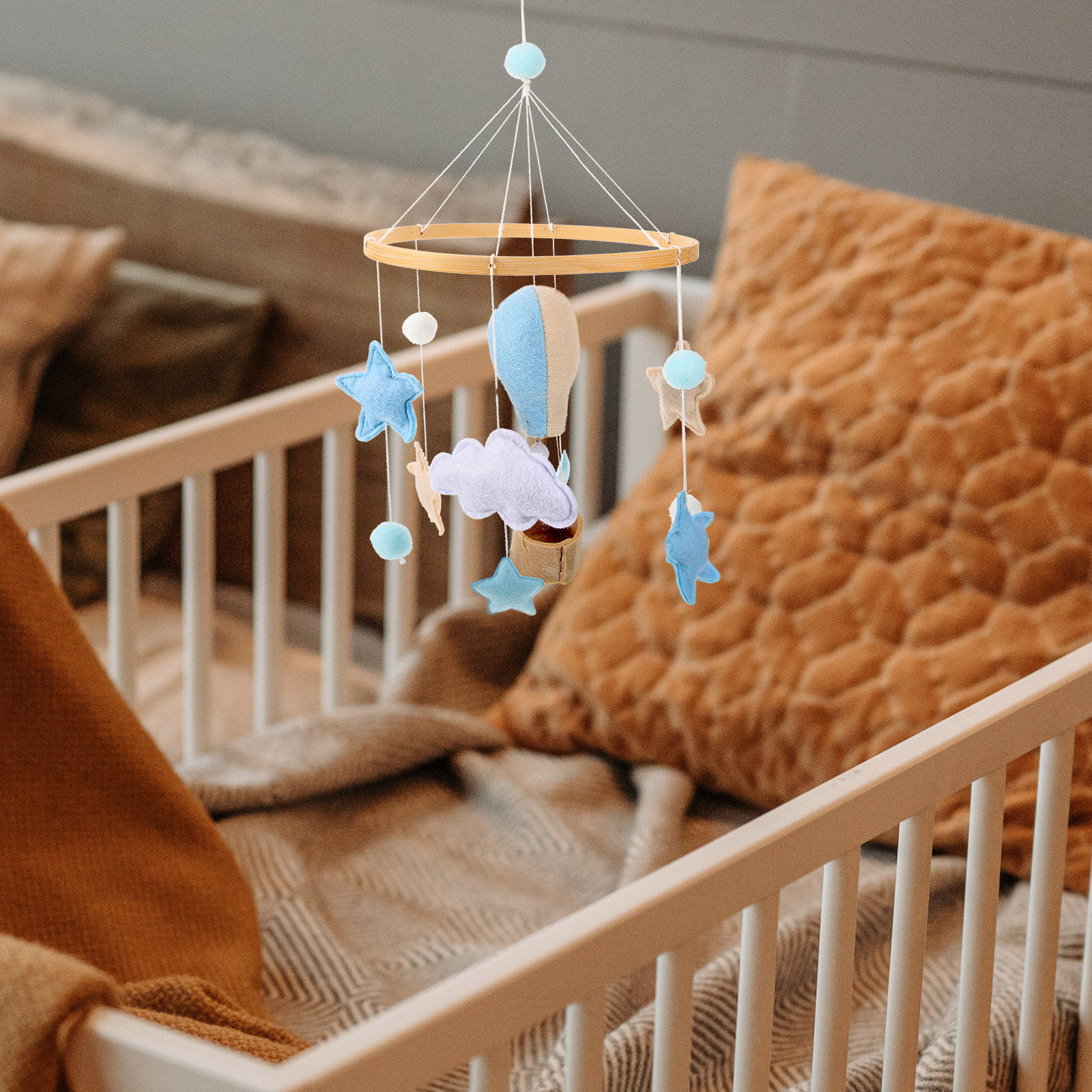 Cute Cloud Theme Crib Mobile f - огляд і ціна Baby Nursery Themes Girl